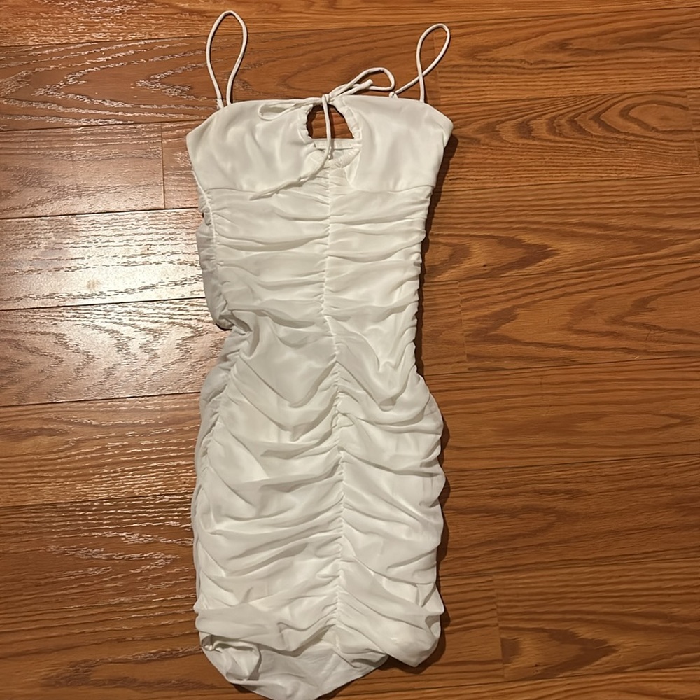 Princess Polly Sassy mini dress 0 - Picture 3 of 10